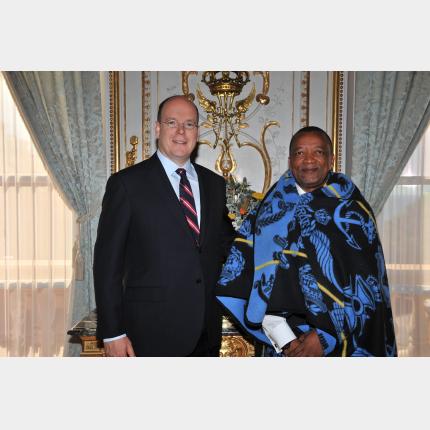 Presentation of Credentials by H.E. Mr the Doctor Makase NYAPHISI, Ambassador Extraordinary and...