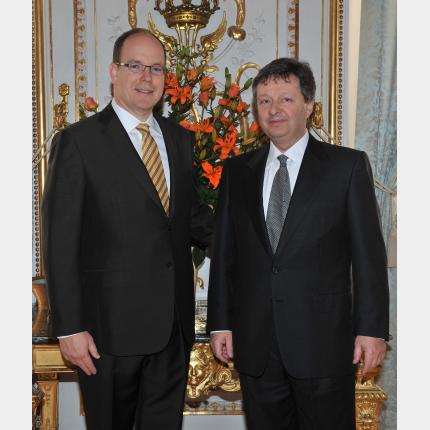 Remise des lettres de créance de S.E. M. Luciano CARDELLI, Ambassadeur Extraordinaire et...
