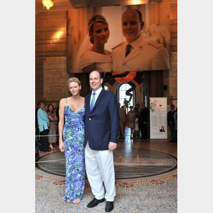 Visit of the exhibition about the Royal wedding at the Oceanographic museum