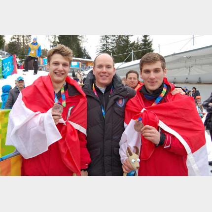 The Monaco team of  bobsleigh wins the Bronze medal in Innsbruck
