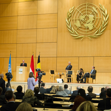 Conférence publique sur le thème  Un développement durable est-il possible sur une planète en...